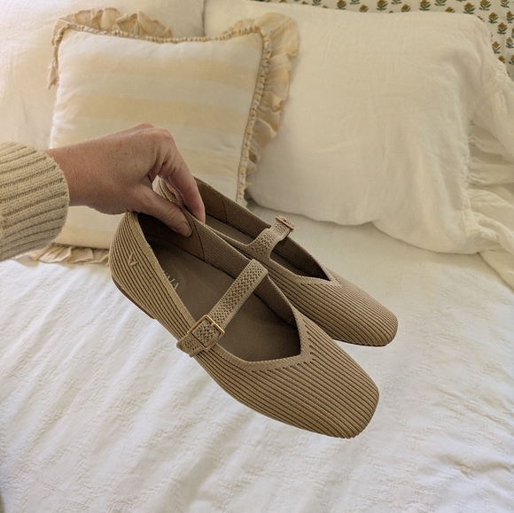 Vivaia Margot Mary-Jane Almond Square-Toe Flats | 37.5 - Picture 2 of 14